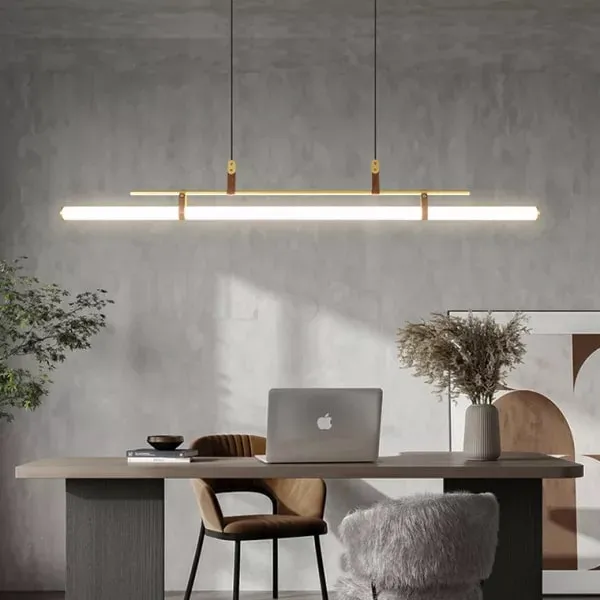 Люстры для кухни 2026, тренды и фото лучших моделей: реечная люстра над столом