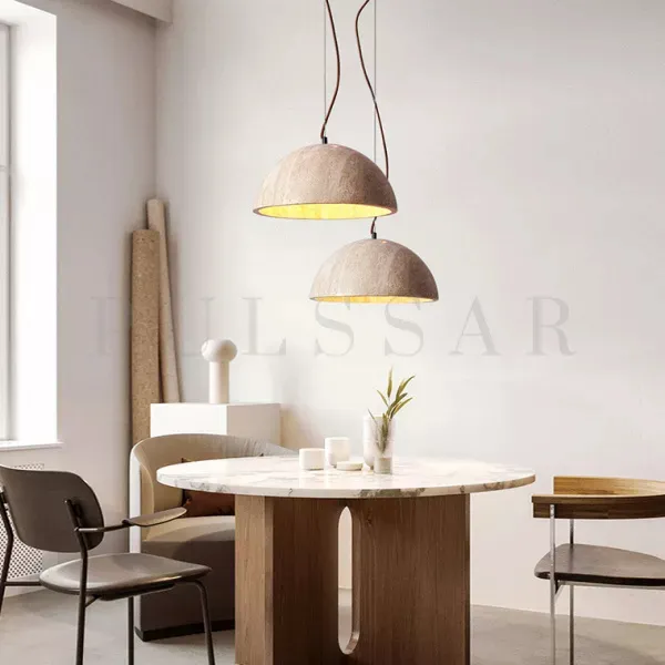 Современные тренды освещения 2026: люстра над столом