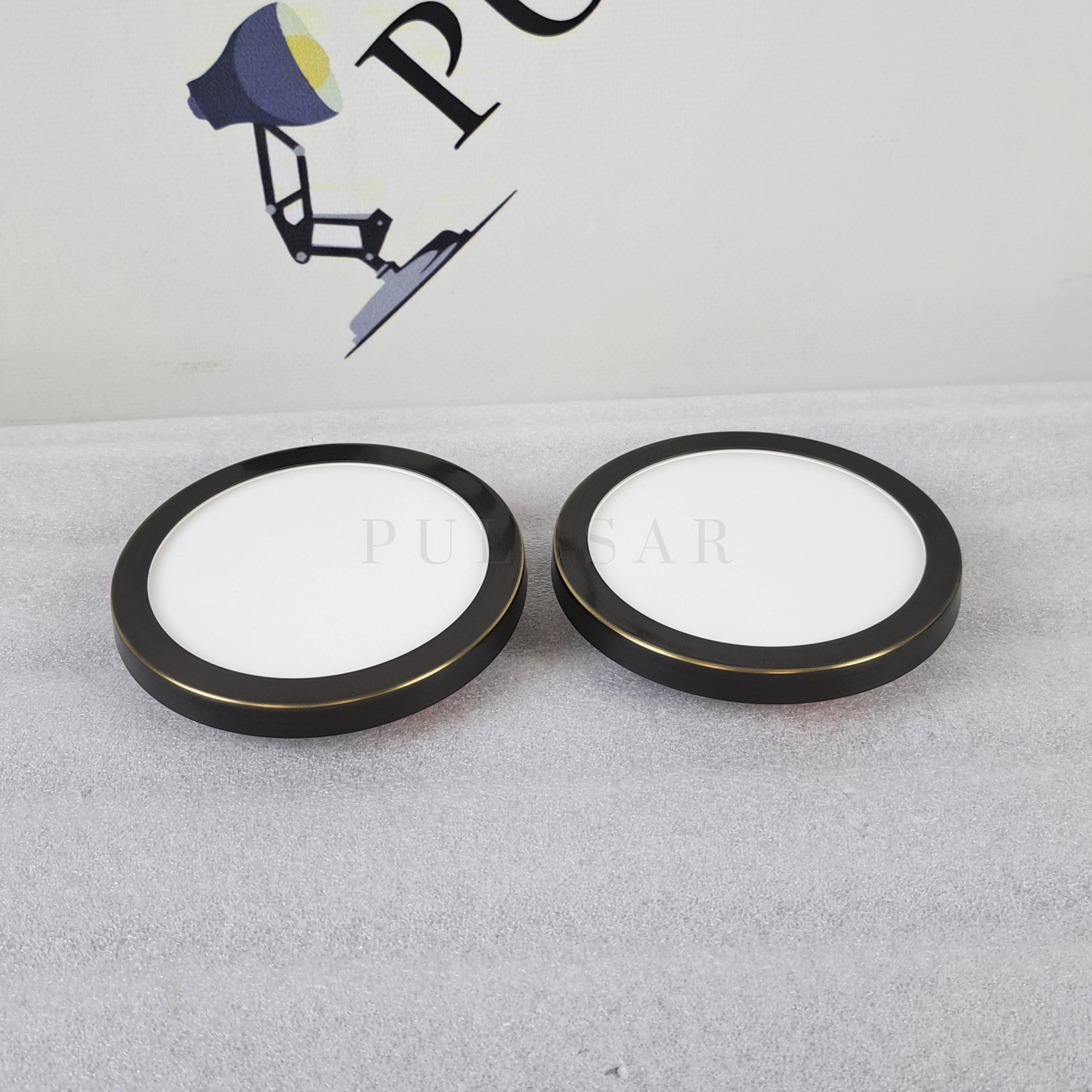 Точечный светильник HEIN