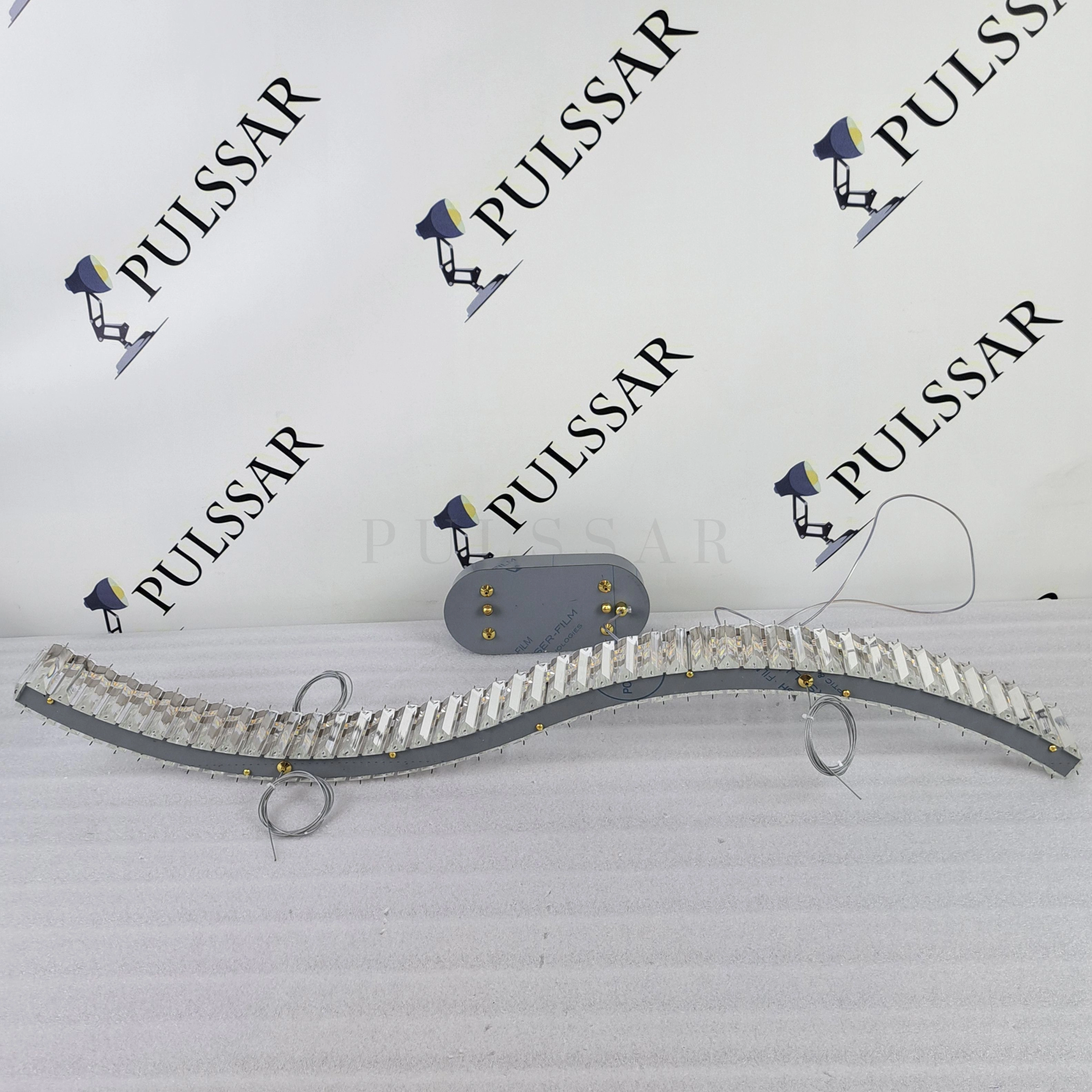 Реечная люстра BERTOLDA W