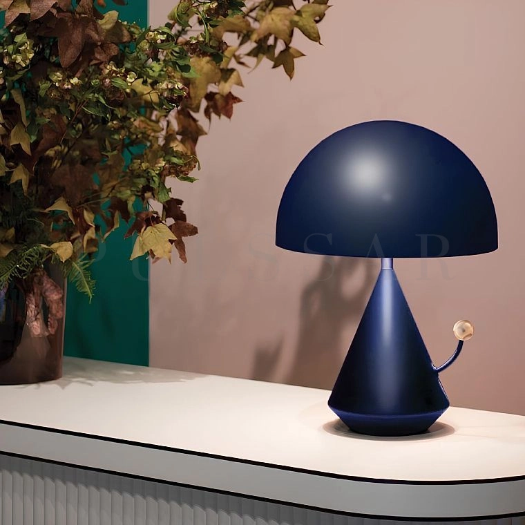 Настольная лампа LUMIEL