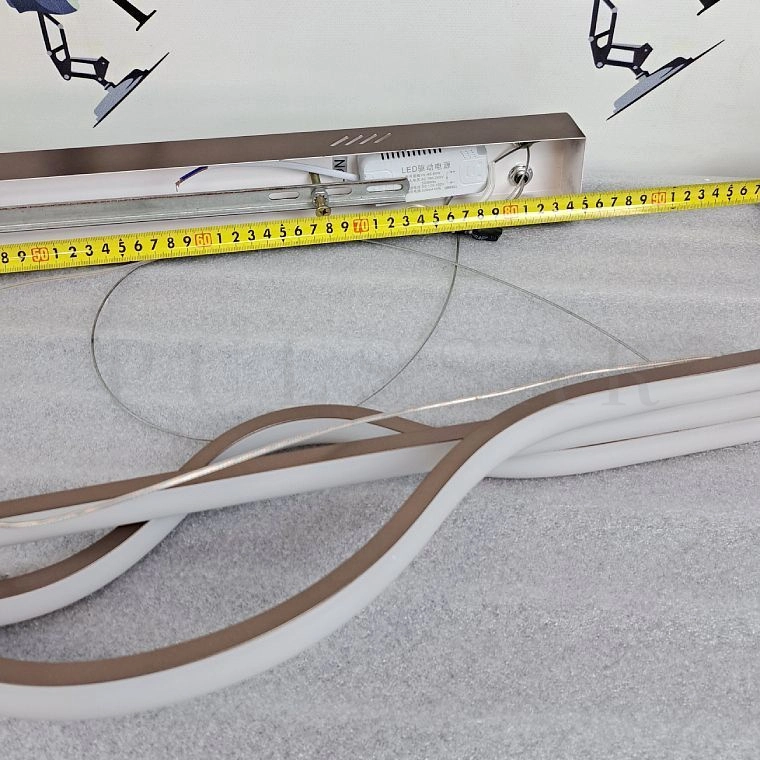 Реечная люстра MAGNINA