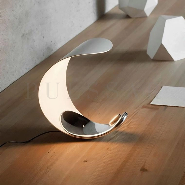 Настольная лампа WHIFF