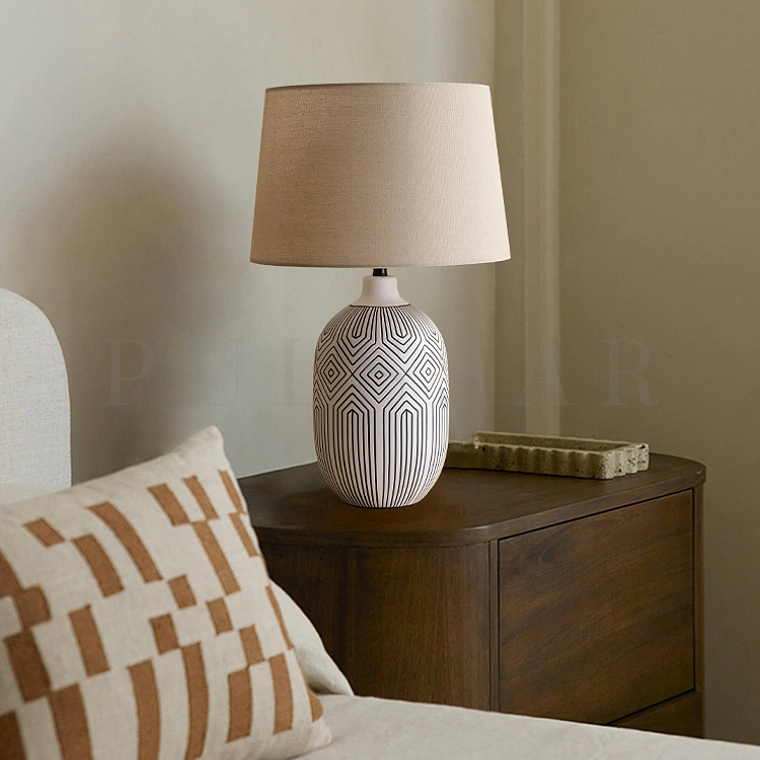 Настольная лампа KUROHAKU