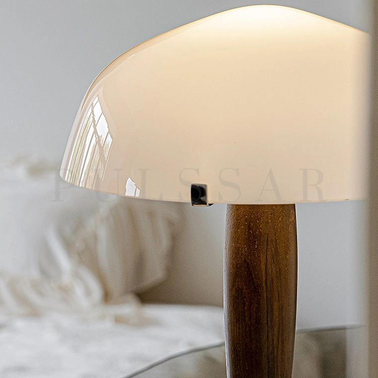 Настольная лампа SOLUS