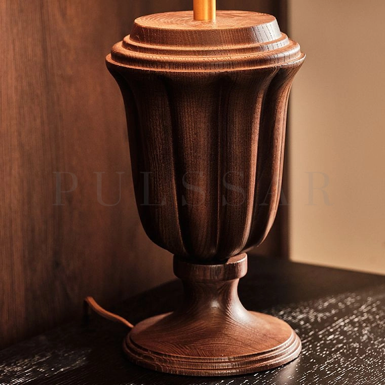 Настольная лампа CALICE