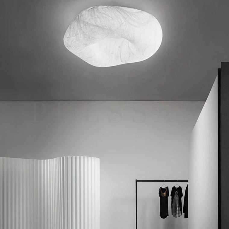 Потолочная люстра LEVITATE