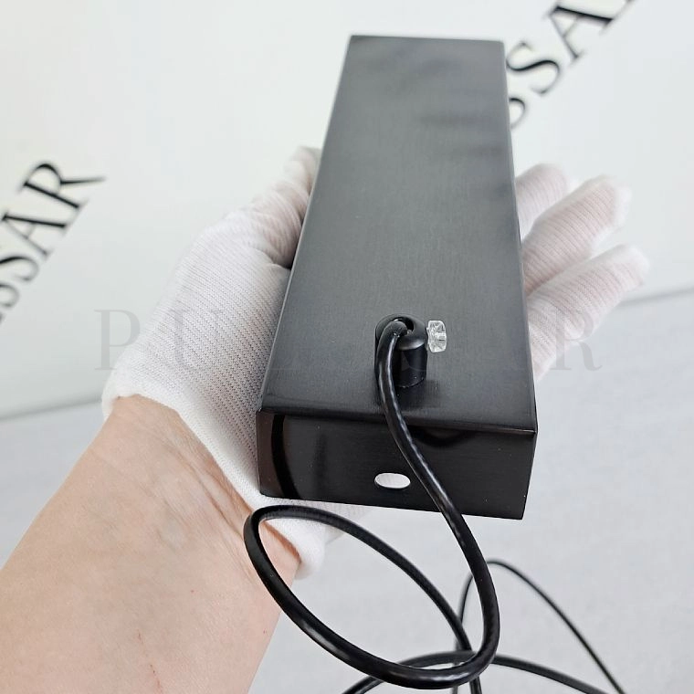 Реечная люстра HILL