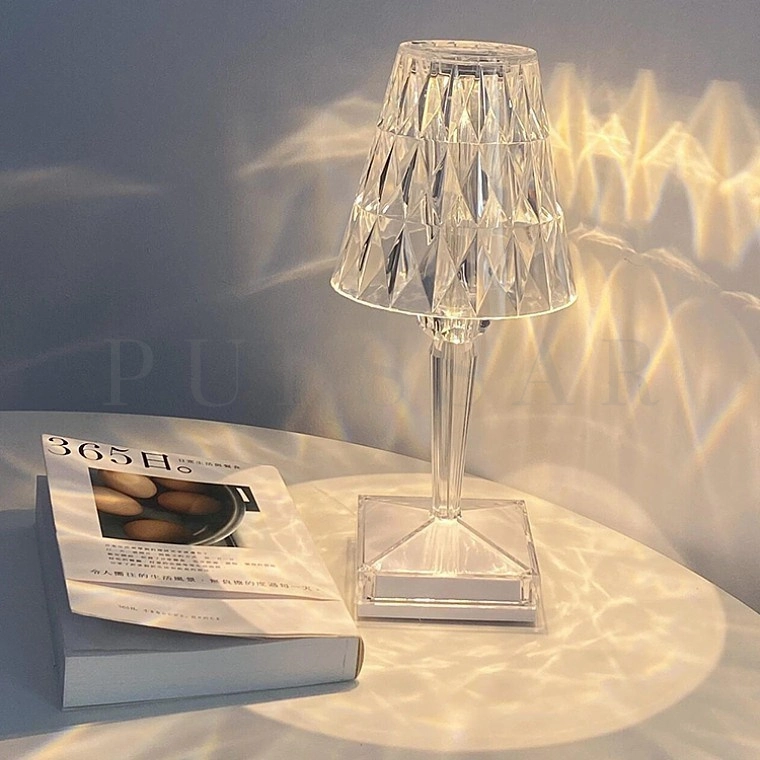 Настольная лампа CAREN