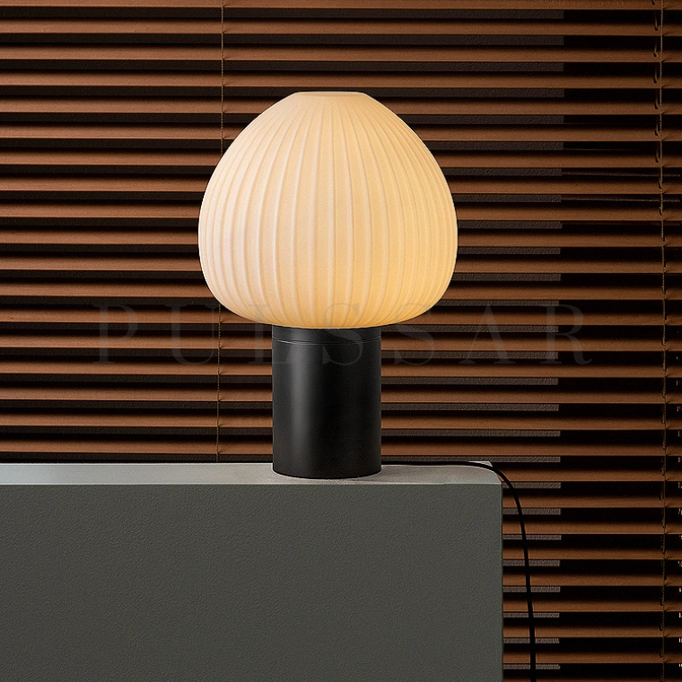 Настольная лампа VICCI