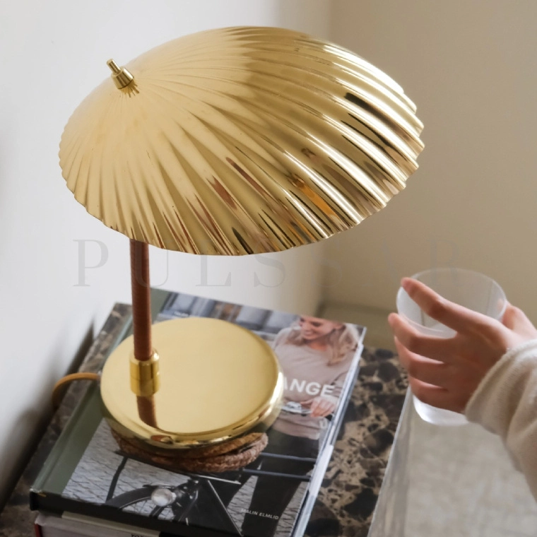 Настольная лампа CAPRICCIO