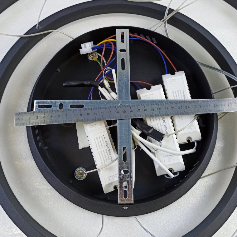 Кольцевая люстра CRUISE BLACK LITE