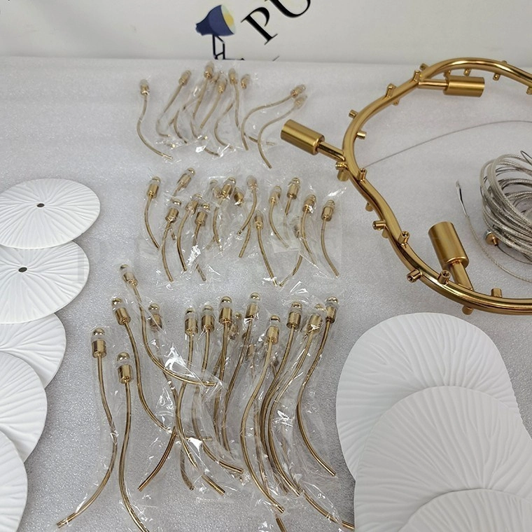 Кольцевая люстра GENTLE RING