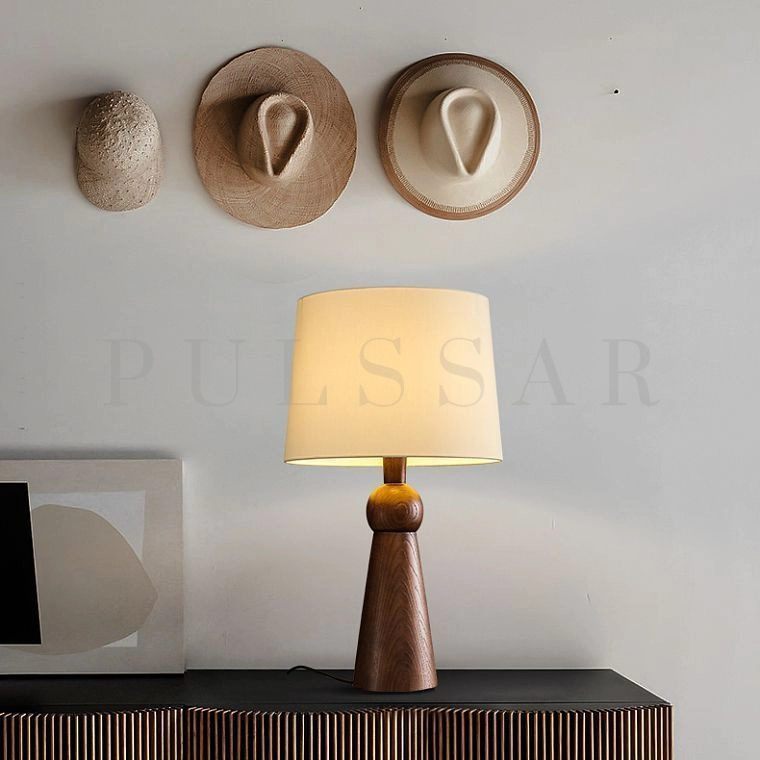 Настольная лампа CAMPANA