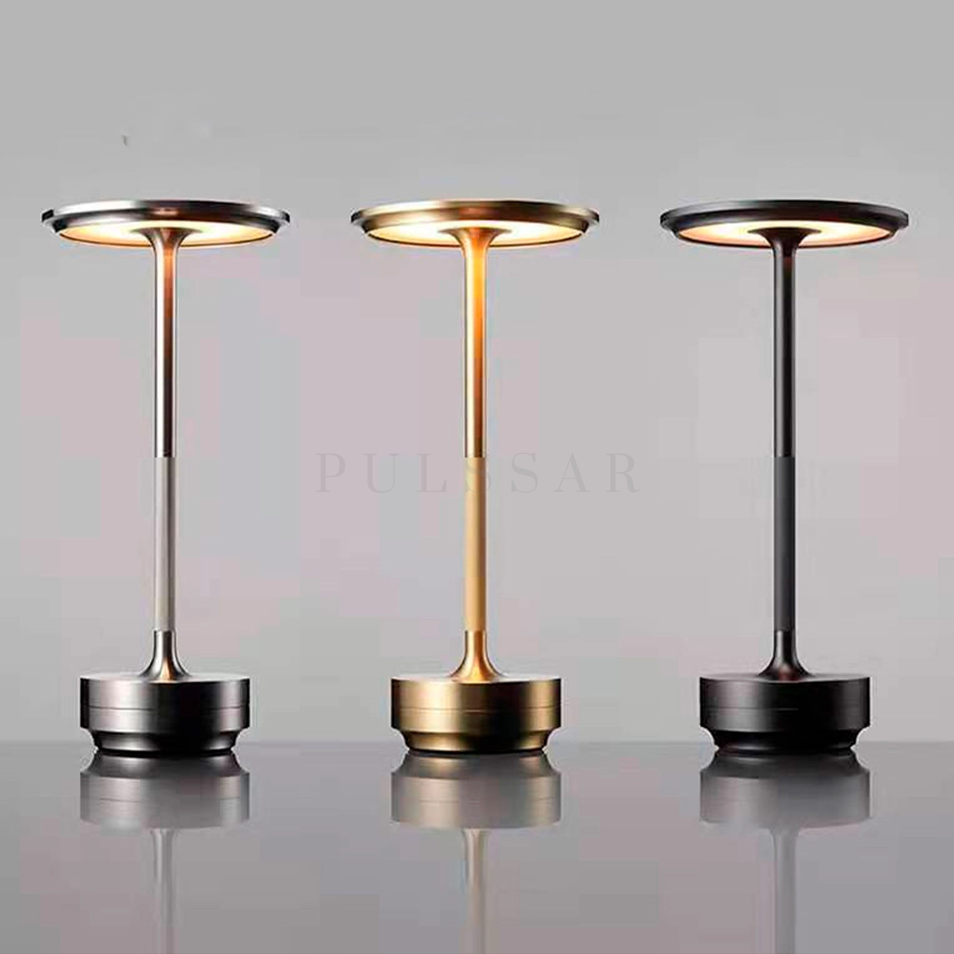 Настольная лампа ROBBI