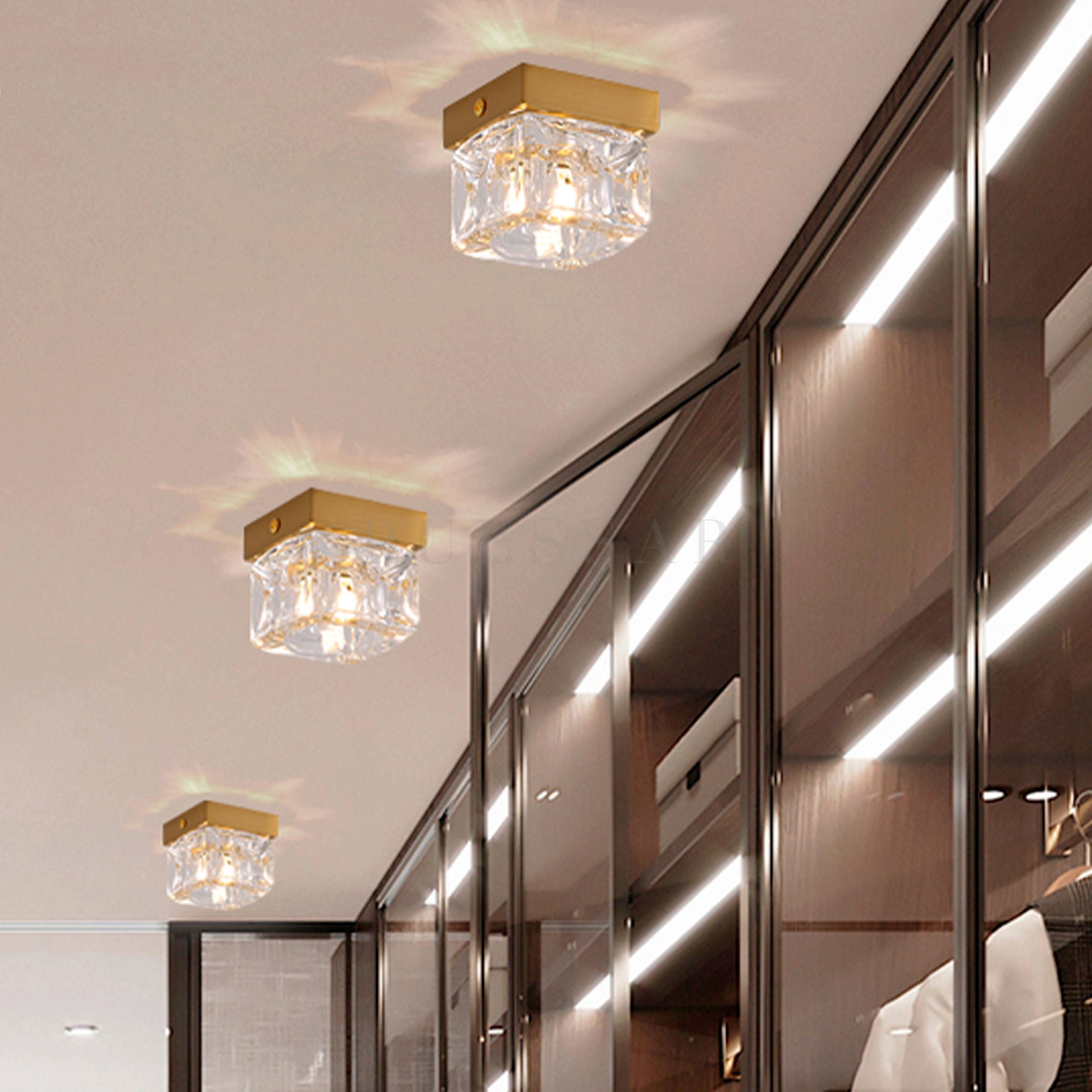 Точечный светильник LOA