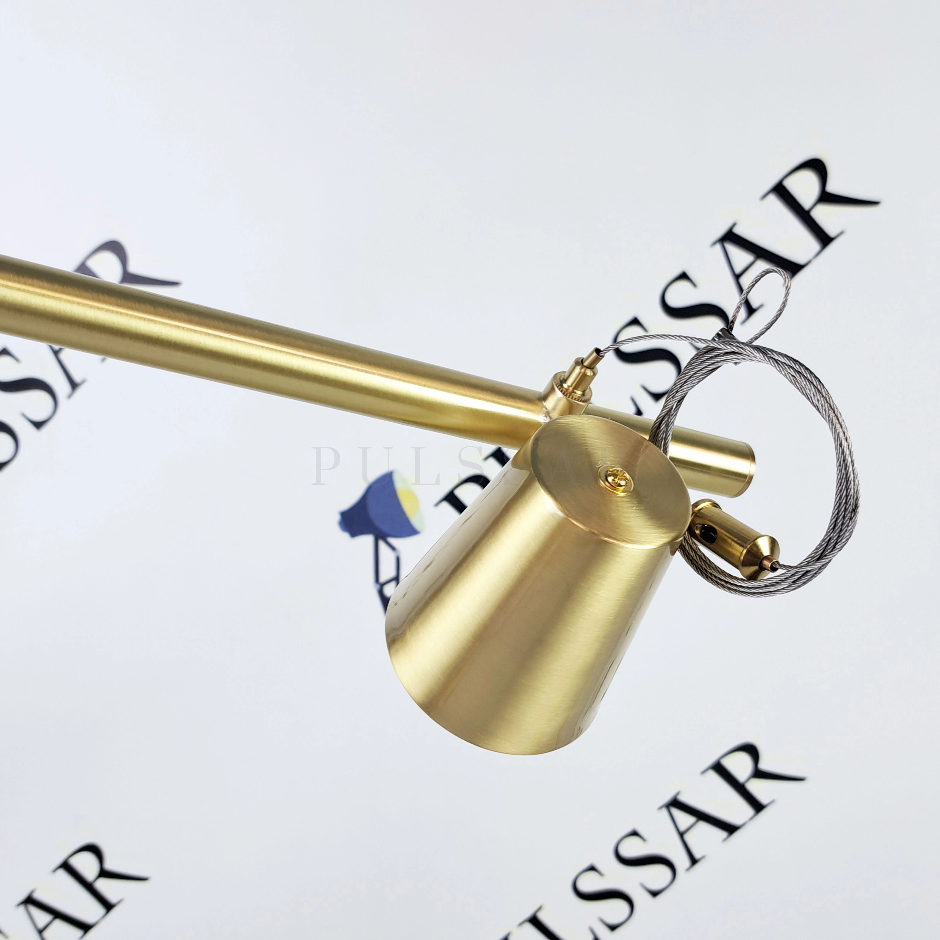 Реечная люстра TOIVOLA