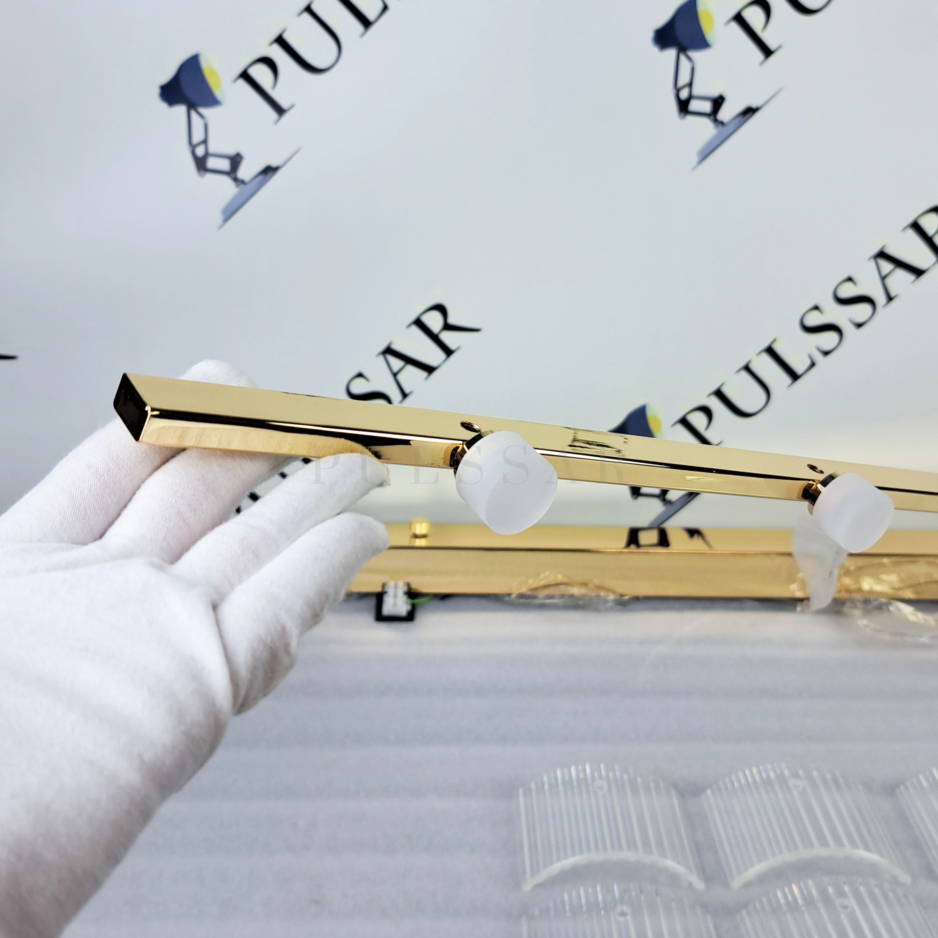 Реечная люстра NICOLETTA LONG