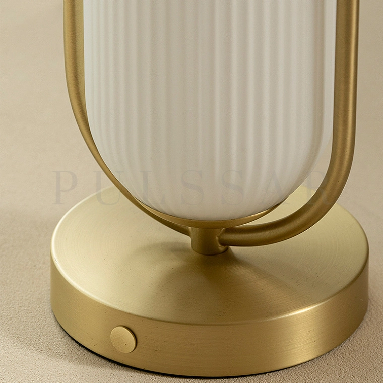 Настольная лампа TROTTE TAB