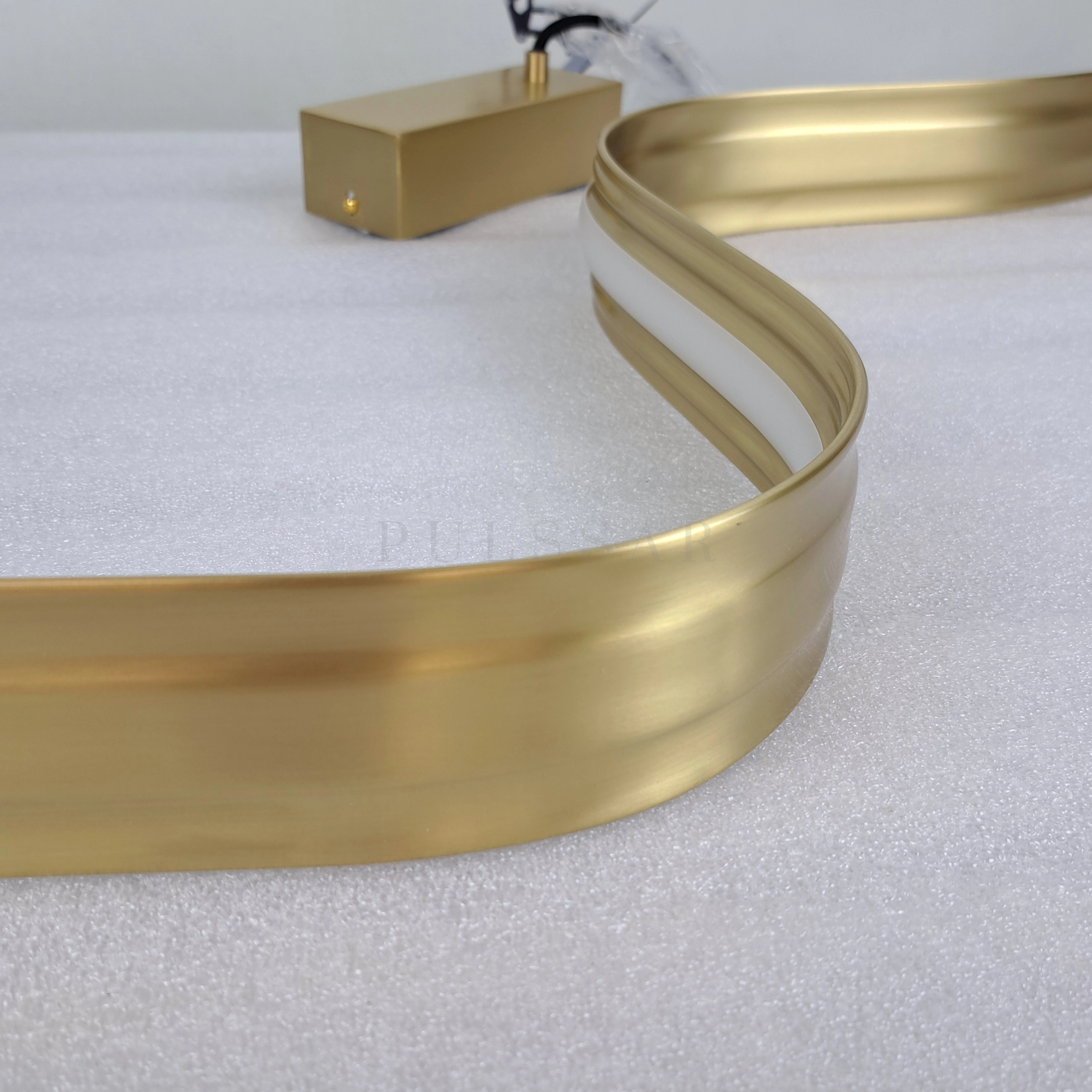 Реечная люстра ZEUS