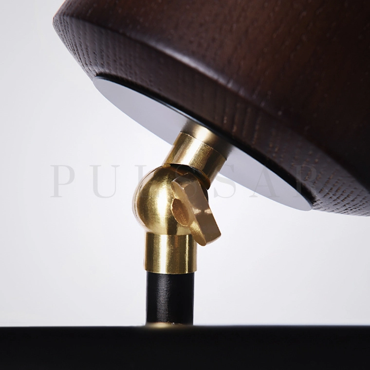 Реечная люстра CONNY