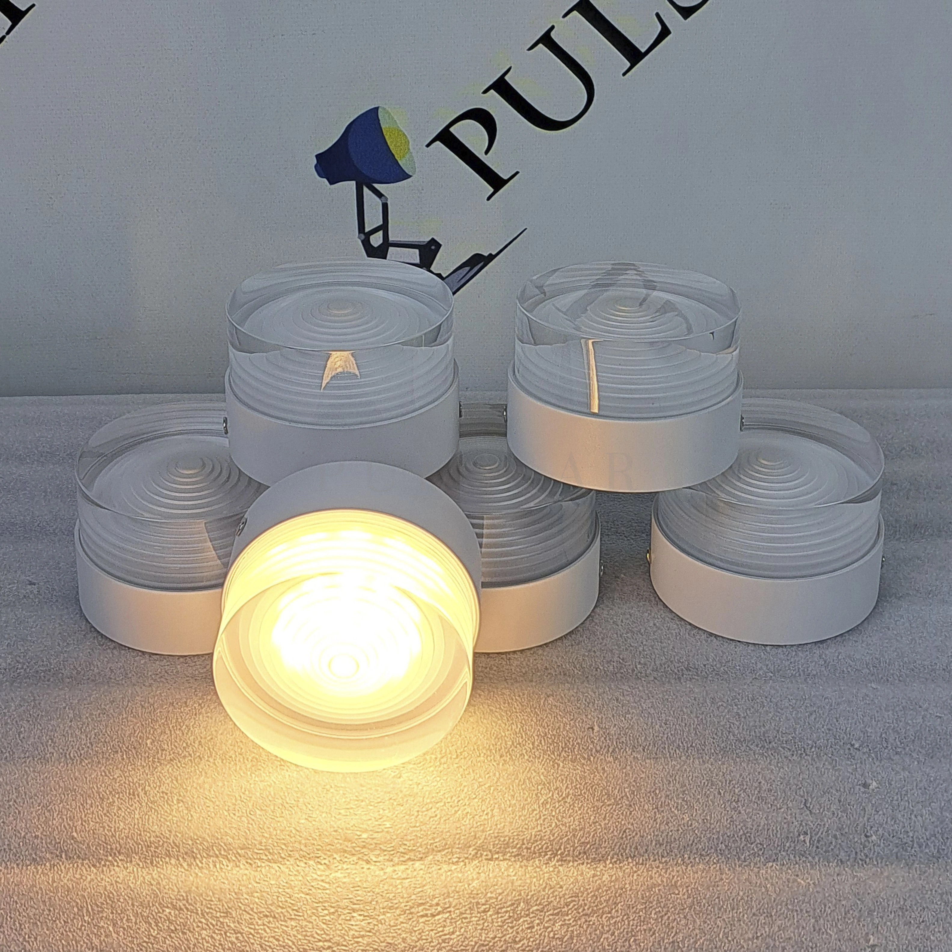 Точечный светильник FEST