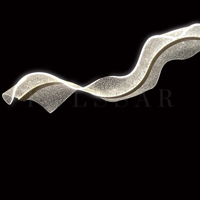 Реечная люстра LARSERIC