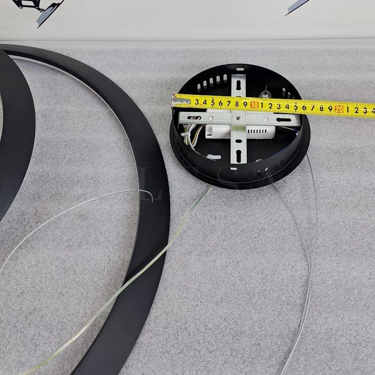 Кольцевая люстра SPIRAL