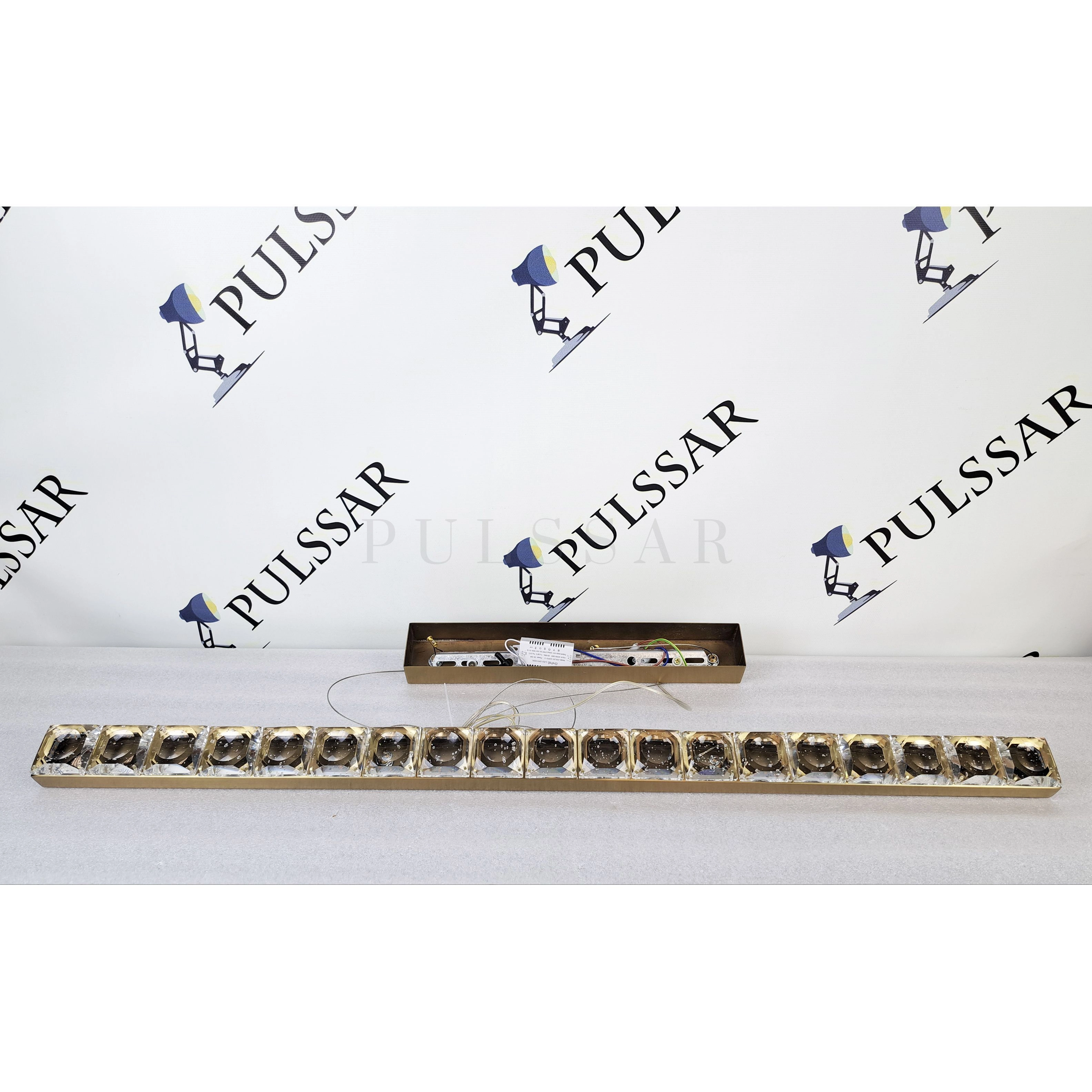 Реечная люстра ADELISA LONG