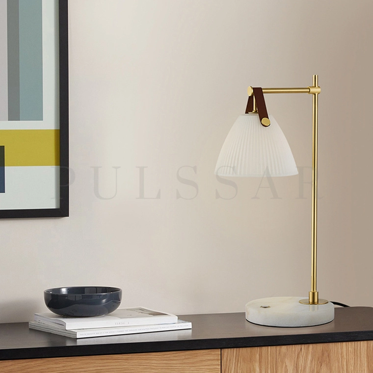 Настольная лампа HARIET