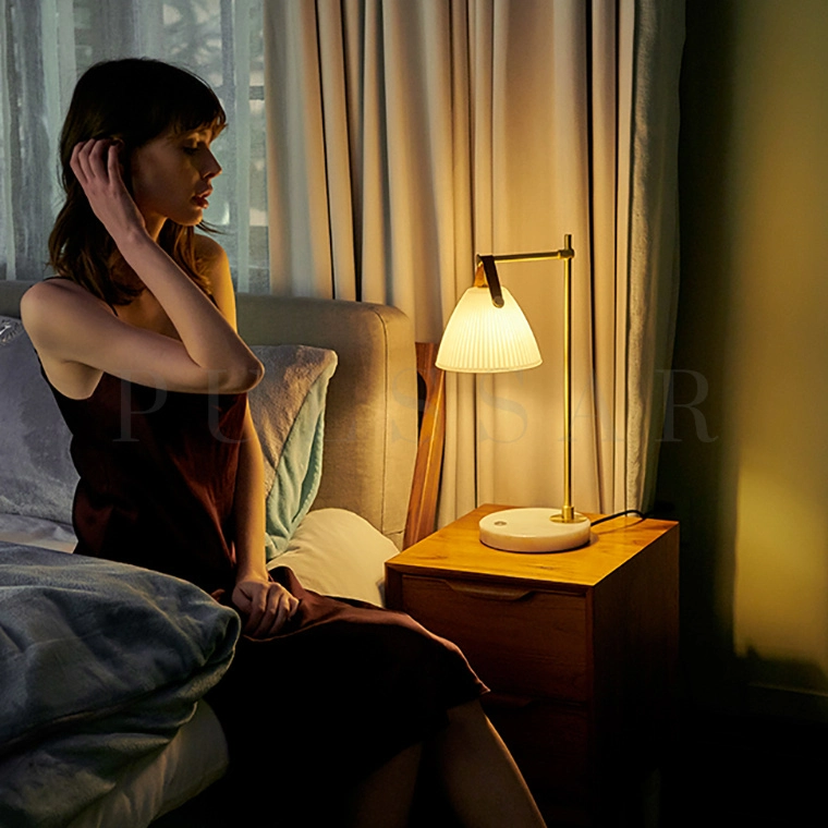 Настольная лампа HARIET