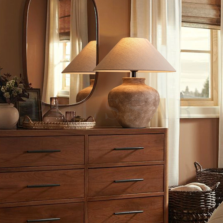 Настольная лампа HAMURI