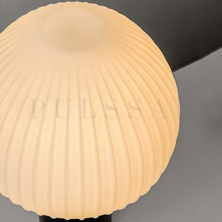 Настольная лампа VICCI