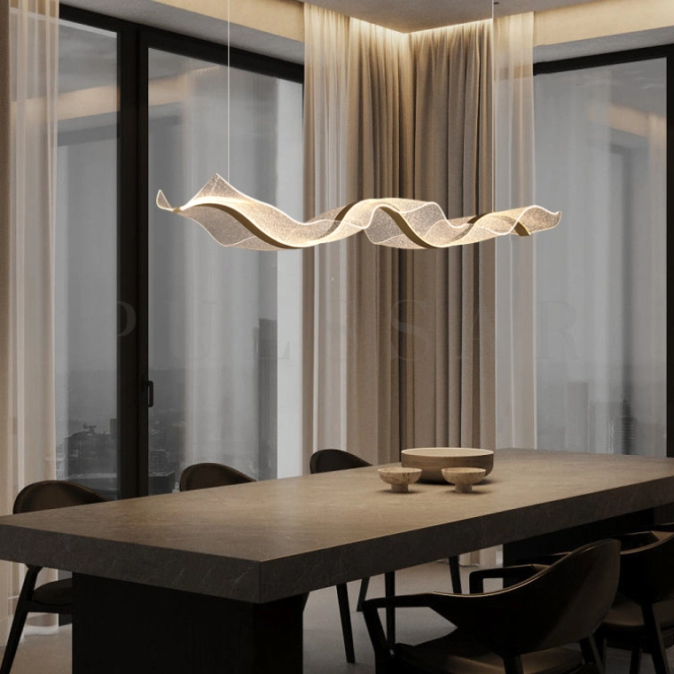 Реечная люстра LARSERIC