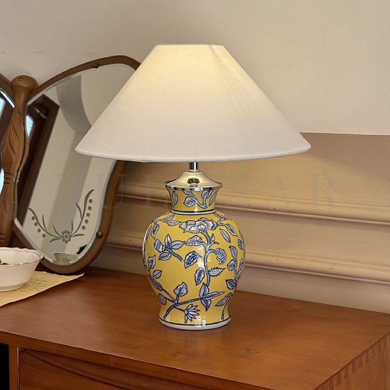 Настольная лампа RANSEI