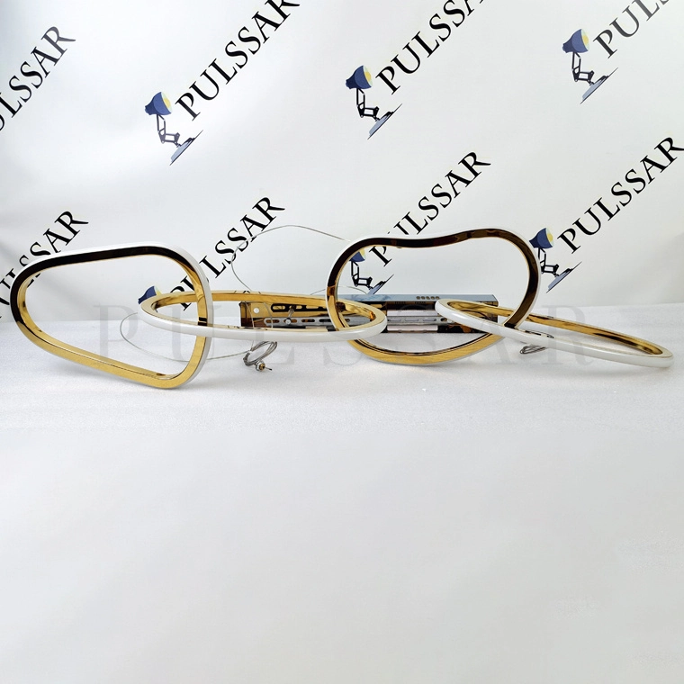 Реечная люстра LYCAN