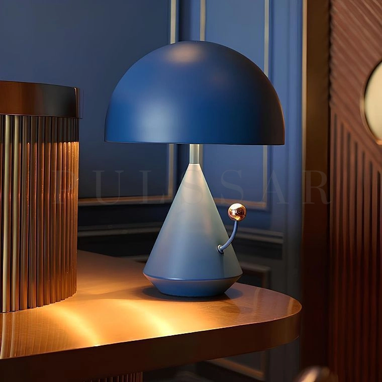 Настольная лампа LUMIEL