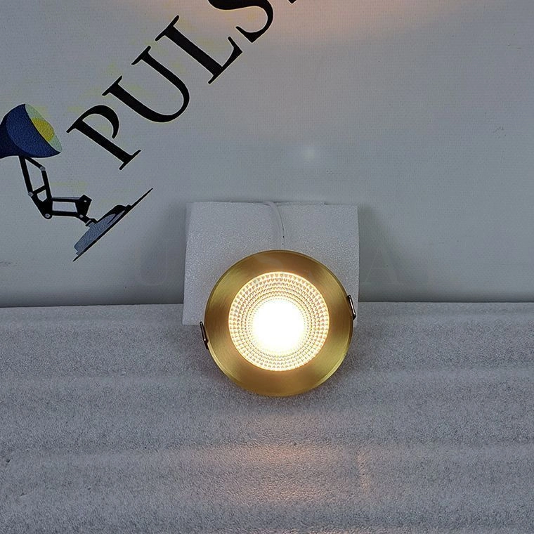 Точечный светильник ACT