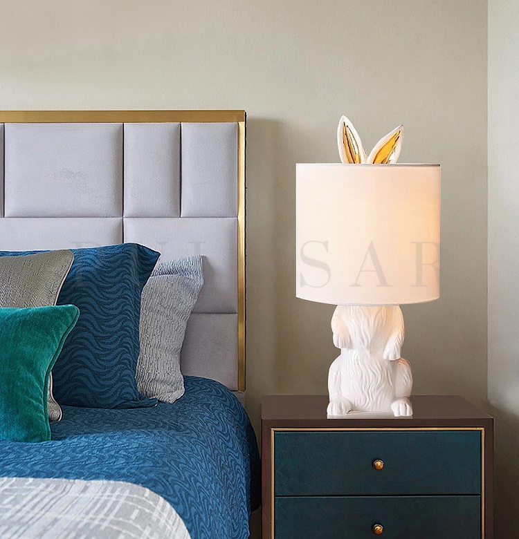 Настольная лампа WHITE RABBIT