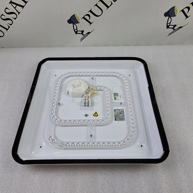 Потолочный светильник AKSA