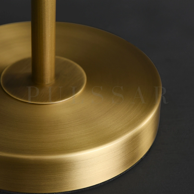 Настольная лампа TRIGGER TAB