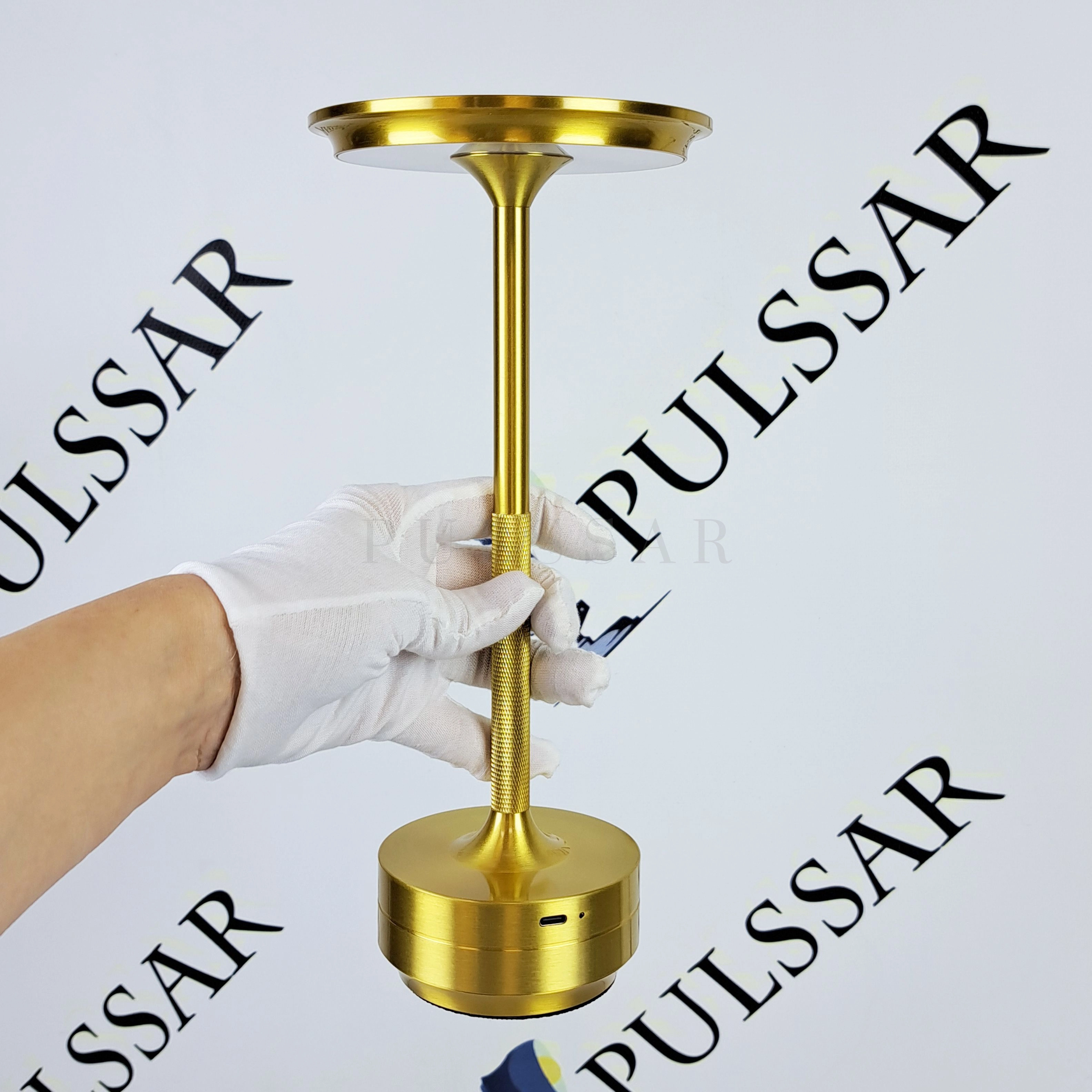 Настольная лампа ROBBI