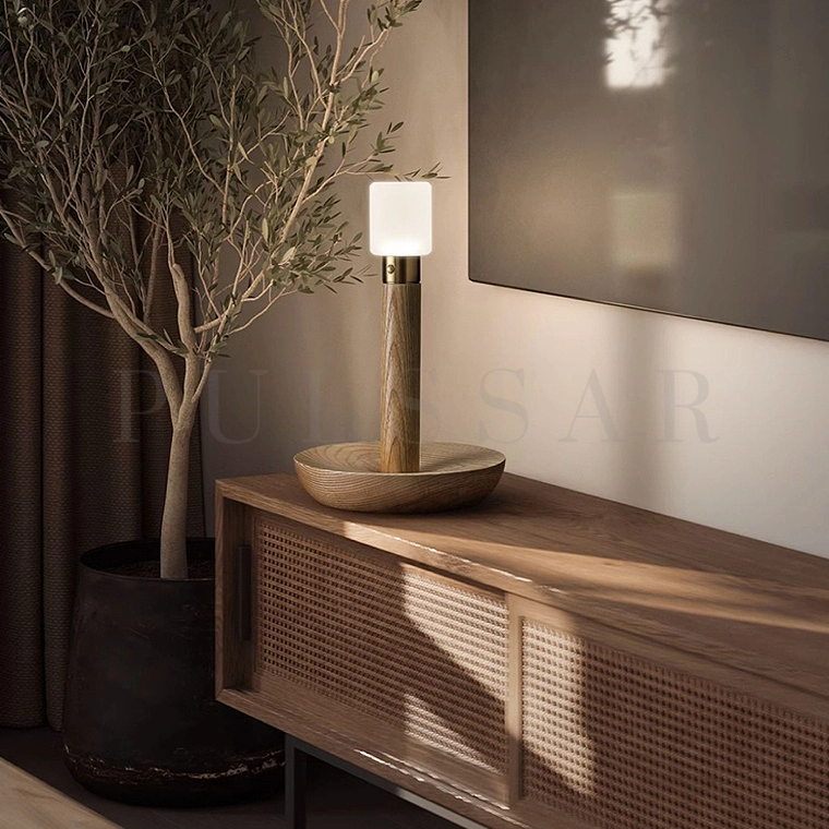 Настольная лампа ALMOST TAB