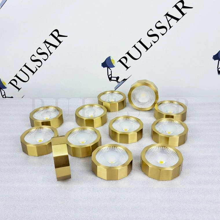 Точечный светильник MAUD