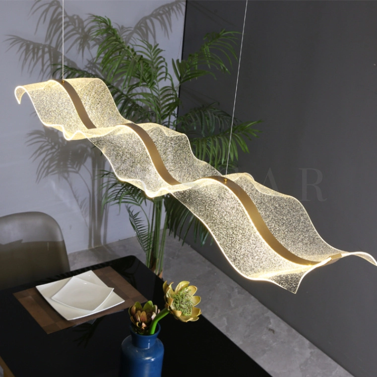 Реечная люстра LARSERIC