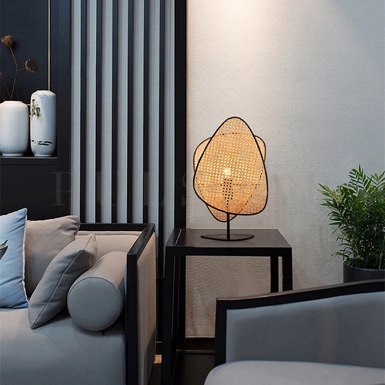 Настольная лампа RAVDNA TAB