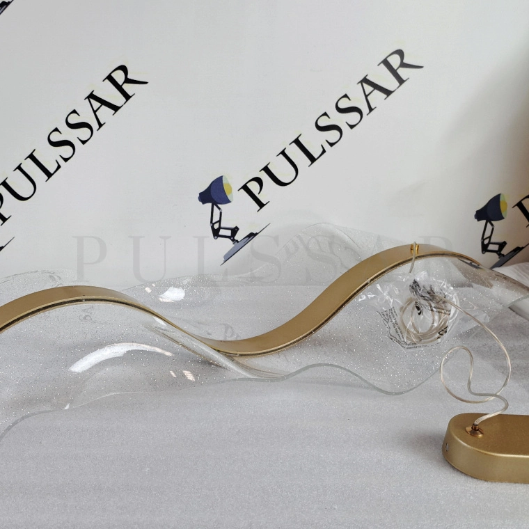 Реечная люстра LARSERIC