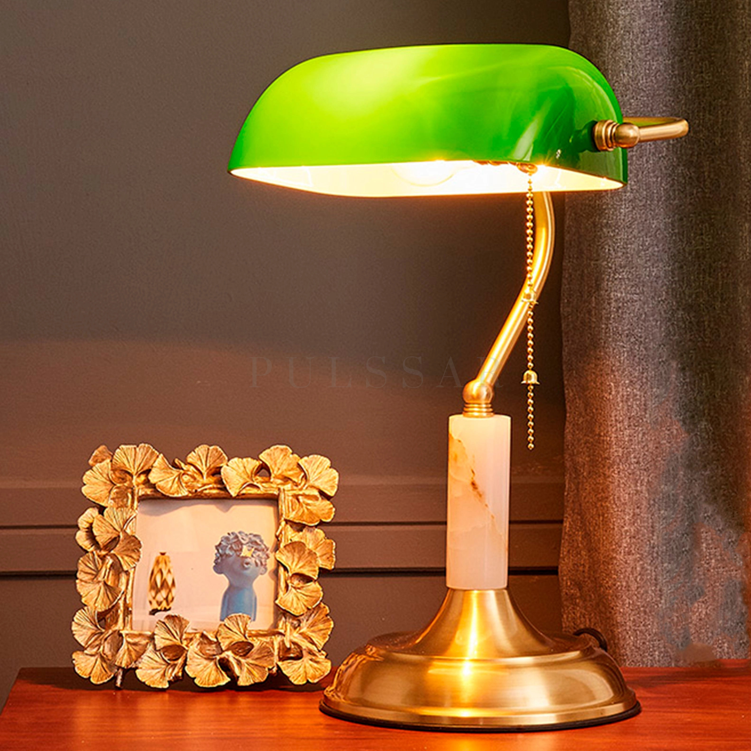 Настольная лампа BANKER