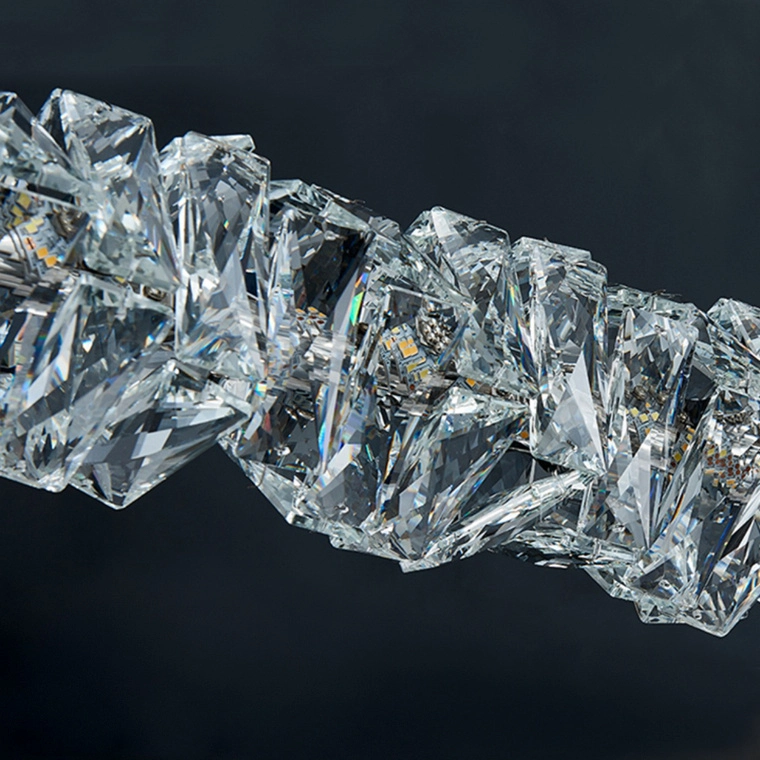 Реечная люстра CARE LONG