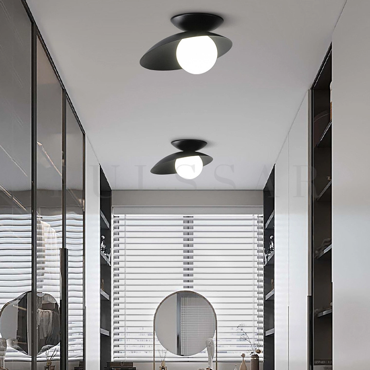 Потолочный светильник TAITO